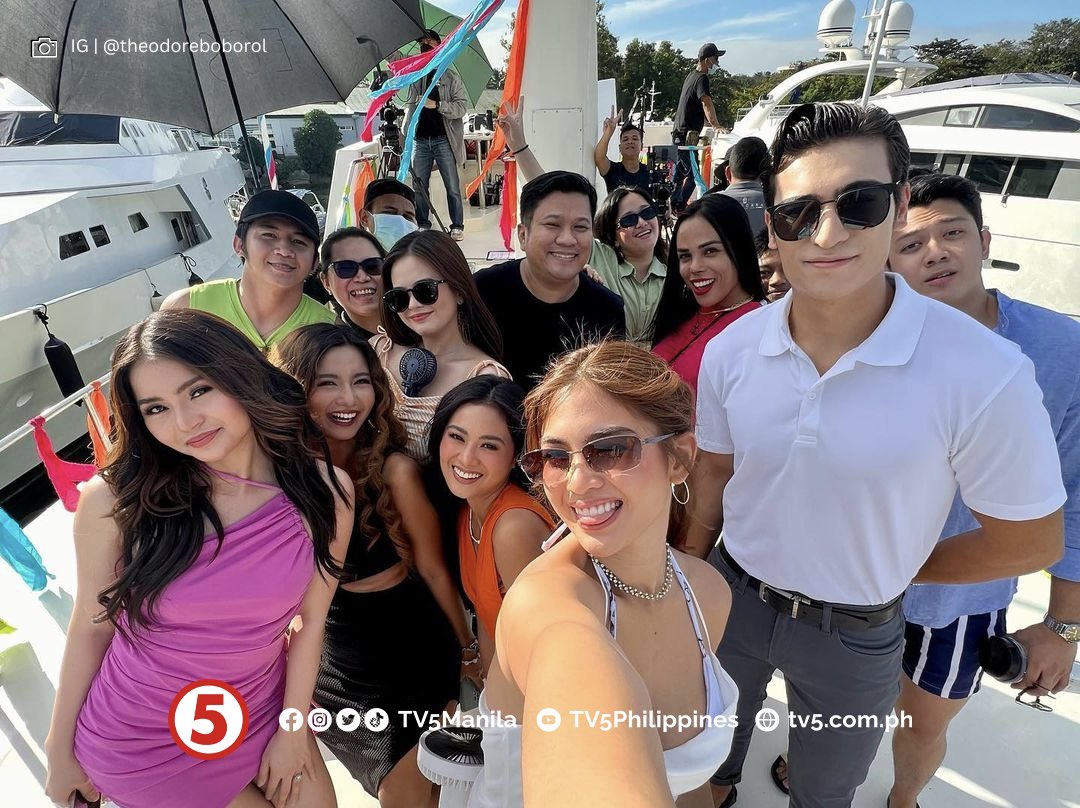 TV5manila's tweet image. Share some love for team #TRIE! 🙌🏻

Abangan ang love story ng #LuKal sa #TheRainInEspañaTV5, tuwing Linggo, 4PM sa #WeekendTripTV5!

#IBAngSayaPagSamaSama

📷: IG | @theodoreboborol