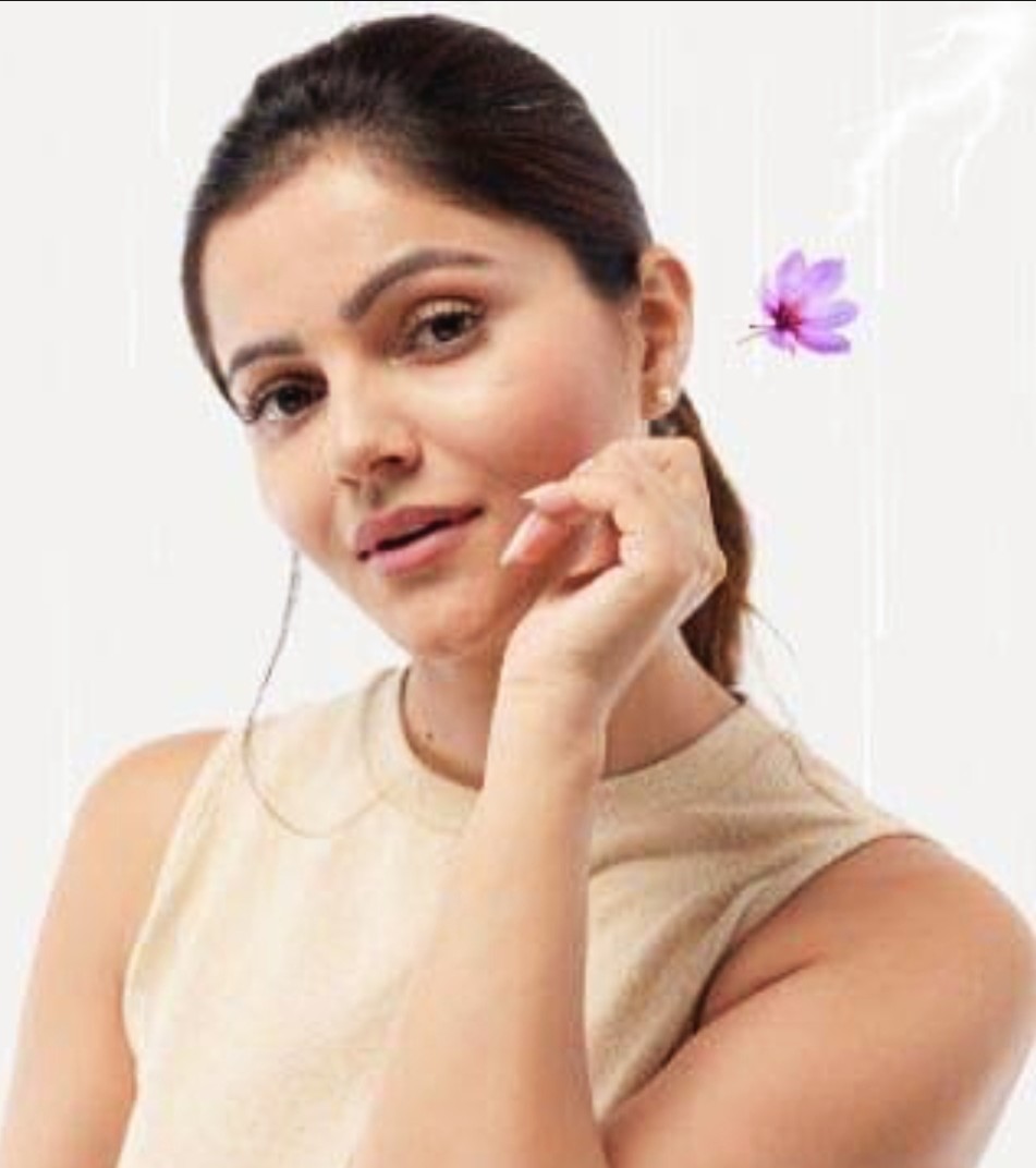 RitSanPat_'s tweet photo. Good Morning Dear Friends 💕🌹
Have A Great Sunday 😊

#RubinaDilaik #RubiHolics
#SanamAaGaya https://t.co/iZaohrRIN5