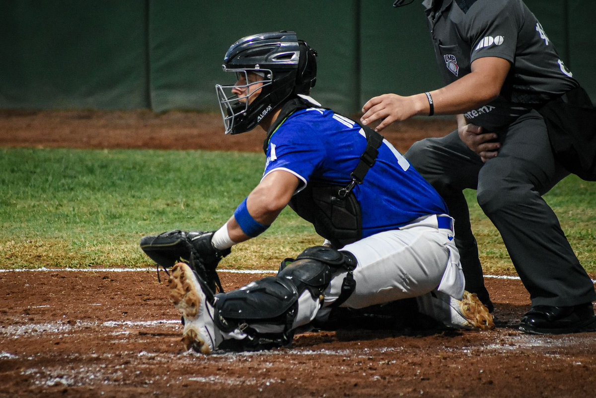 GeneralesdDgo's tweet photo. Termina la entrada de la suerte para los Generales 🍀

🗿 @OlmecasTabasco 2️⃣ - 5️⃣ #GeneralesDDgo 🪖

¡Vamos Generales! 👊🏻🔥 https://t.co/QSZbqV0Ne3