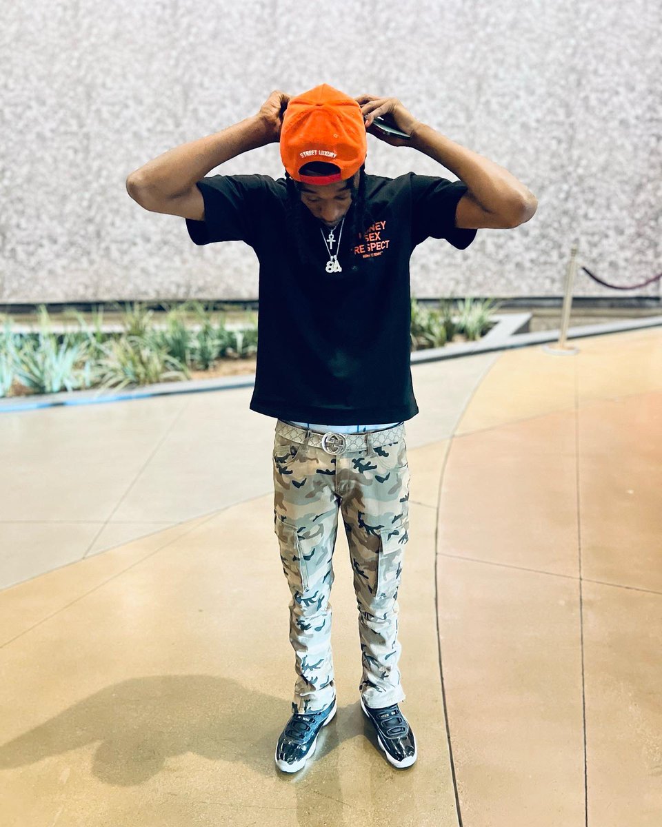 TheyKnowSlim's tweet photo. Out The Way 🤲🏾📿 https://t.co/0NkyiGeHBn