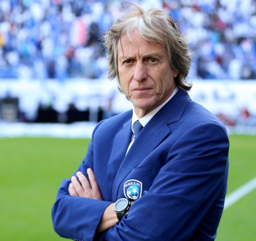 7LWA9744's tweet photo. أعلن نادي الهلال السعودي تعاقده مع المدرب البرتغالي جورج جيسوس لمدة عام لقيادة الفريق. 
أرقام المدرب جيسوس بعد الولاية الأولى للهلال
فناربخشا التركي
لعب:52
فاز:35
تعادل:10
خسر:7
بنفيكا البرتغالي
لعب:83
فاز:53
تعادل:16
خسر:14
فلامنجو البرازيلي
لعب:60
فاز:46
تعادل:8
خسر:6 https://t.co/bDZ1AGC9M9