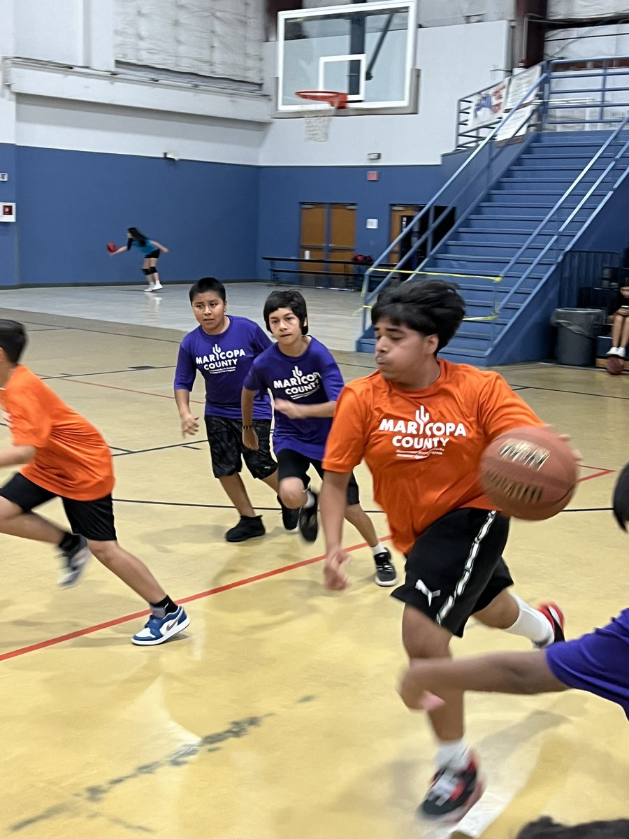 Steve_Gallardo's tweet photo. Just completed week 3 in my Dist.  5 Summer Youth Program. Nearly 500 kids in Maryvale are participating in our summer basketball and volleyball program. Thank you @CartwrightSD for your partnership. #TeamGallardo #Dist5 #Maricopacounty #Maryvale #Kids #SummerProgram #NeverGiveUp https://t.co/wWyka0W19n