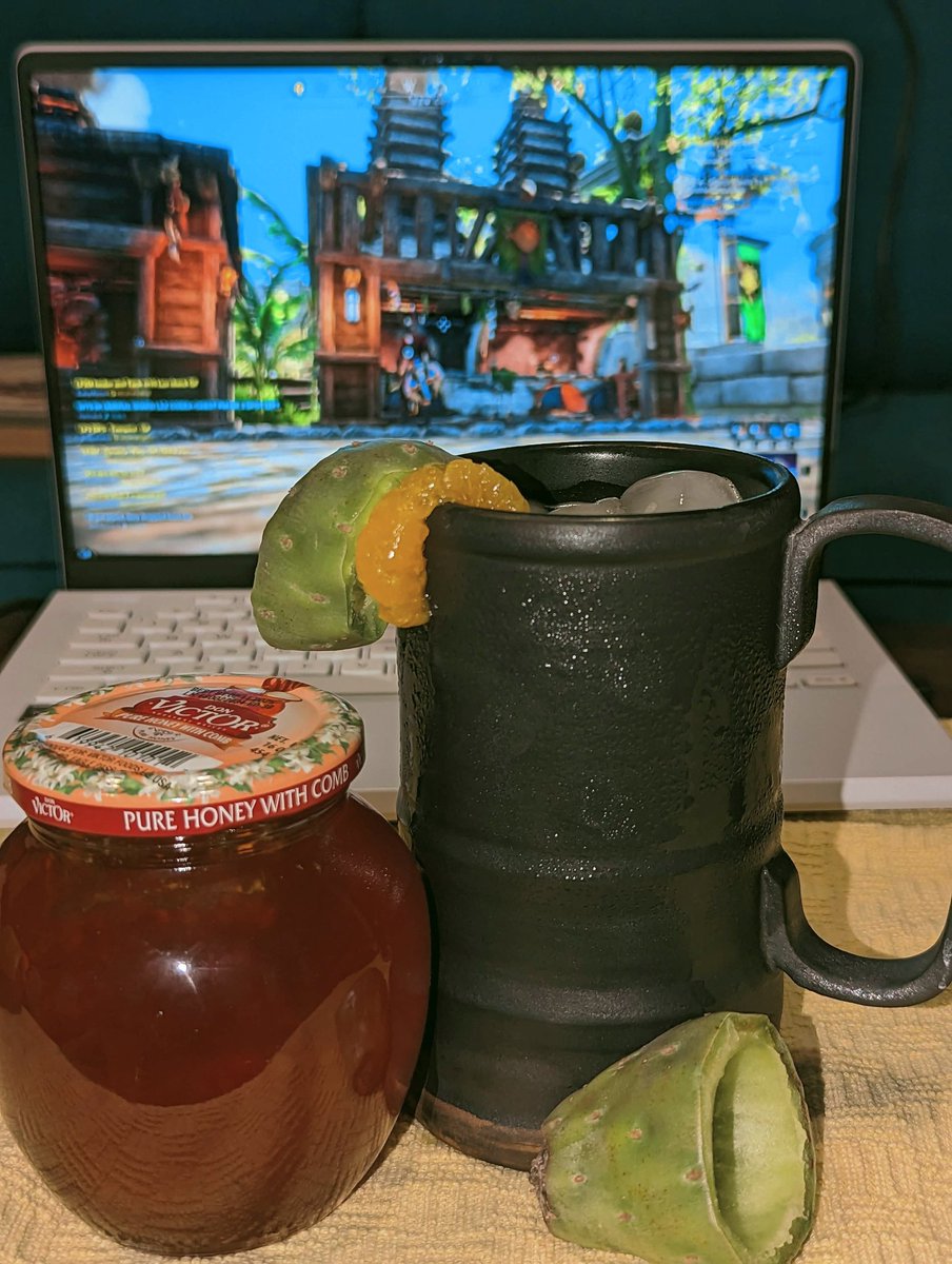 ninj4ben's tweet photo. Tonight we made Desert Sunrise from @playnewworld . Mostly followed the recipe from in game but had to get creative with the Azoth. Surprisingly good and very refreshing! https://t.co/2tGgbr09bm