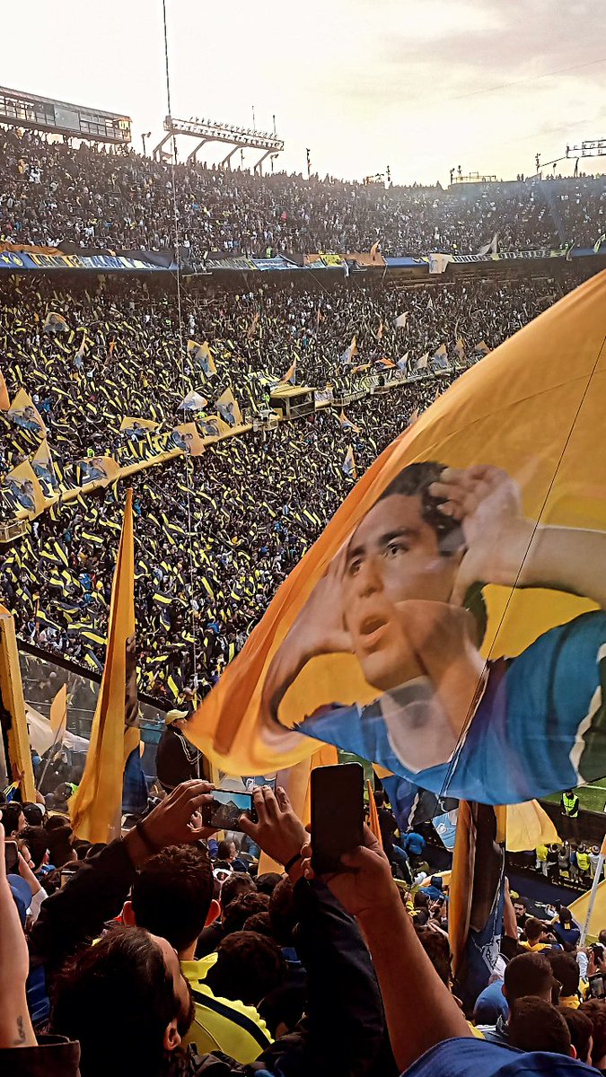HOY JUEGA BOCA