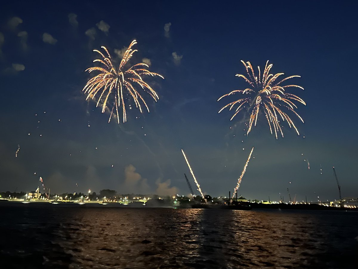 Stacey Wallwin 🇨🇦 (@wallwins) on Twitter photo Happy Canada Day! Thank you <a href="/CitySSM/">Sault Ste. Marie</a> for an awesome 🎆🎇 display! #CanadaDay2023🇨🇦🇨🇦 Happy Canada Day! Thank you <a href="/CitySSM/">Sault Ste. Marie</a> for an awesome 🎆🎇 display! #CanadaDay2023🇨🇦🇨🇦