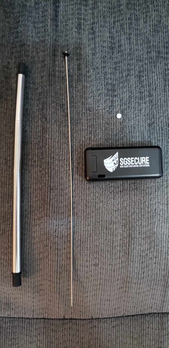 TsuyoG's tweet photo. I got this at sgsecure event. What is this for?  #sgsecure #Singapore #Gift #gadgets #Singaporepolice https://t.co/n4XoTfy98l