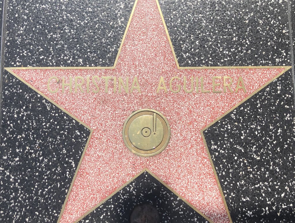 vamptina's tweet photo. Got to see @xtina star yesterday 🥰🫶🏻 https://t.co/cSLNtqSe9b