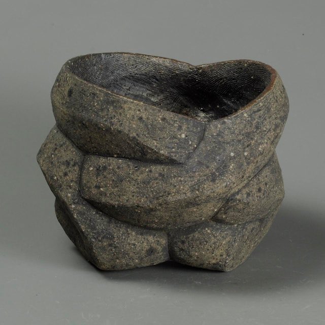 ceramistbamboo's tweet photo. 植木鉢
flower pot
#植木鉢 #紐作り #flowerpot #coilingtechnique #claywork #claysculpture
https://t.co/mZIy58jO7Q https://t.co/bnYiilRnjo