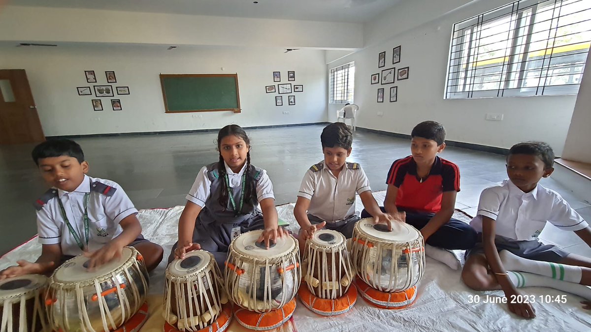 shikharaedu's tweet photo. Music classes... https://t.co/kXq8sAGERa