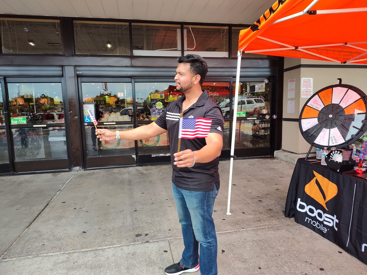 darthvelder's tweet photo. Come celebrate 4th of July Weekend with us at Boost Mobile! Our stores are hosting events with great promos, fun, food and music! πππΊπΈπππ±π±#redwhiteandboost #4thofJuly #boost #boostmobile #DISH #dishnetwork #dishwireless @JustinCapers @JayMiglionico @BoostKelly @boostmobile https://t.co/MacPjmhjHl