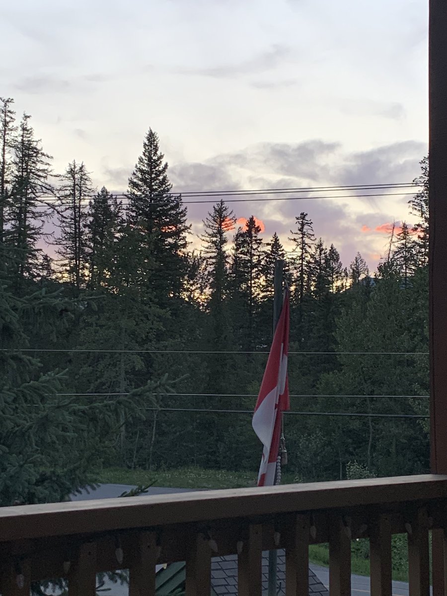 Halliwem's tweet photo. Happy Canada Day. 🇨🇦 https://t.co/5ihpjxGn83