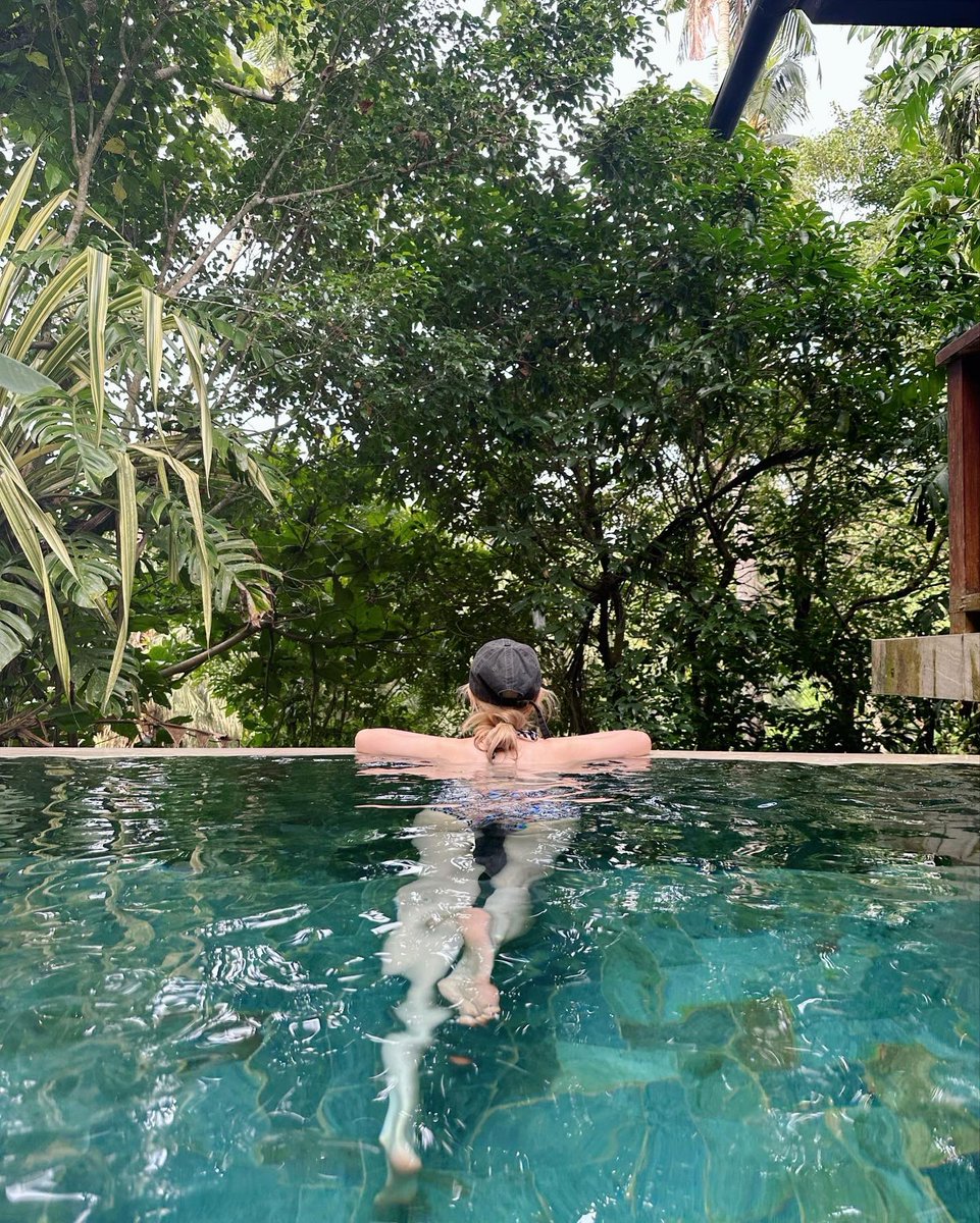 krungy21's tweet photo. Wanna go back 🌴 https://t.co/sRuWzkL3aw