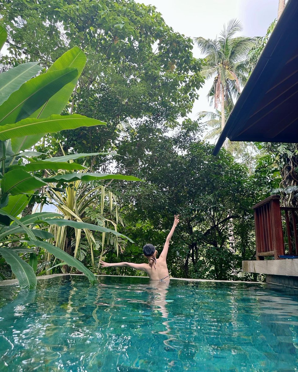 krungy21's tweet photo. Wanna go back 🌴 https://t.co/sRuWzkL3aw