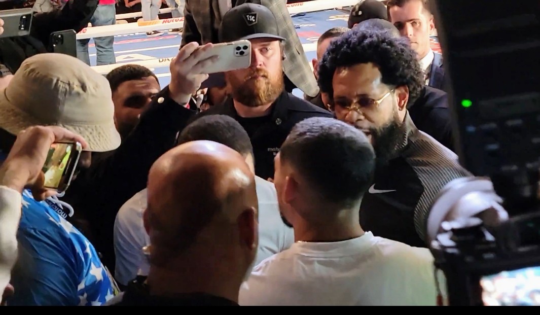 BoxingVitals's tweet photo. @sonteo_media @DStyleBoxing @RGMPROMO Yes Marc was on the card it was his homecoming. Bam was on the card and #DevinHaney and #TeofimoLopezJr were there too the beef started right in front of me๐ฅ https://t.co/zH5jPX70lP