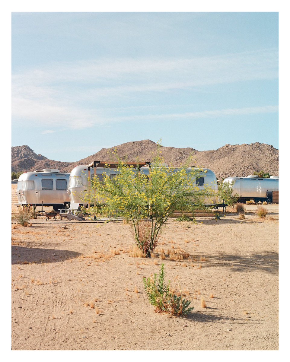 EdgewoodEdition's tweet photo. High Desert hangs with @theautocamp #35mm #kodak https://t.co/zNa3xPHZkj