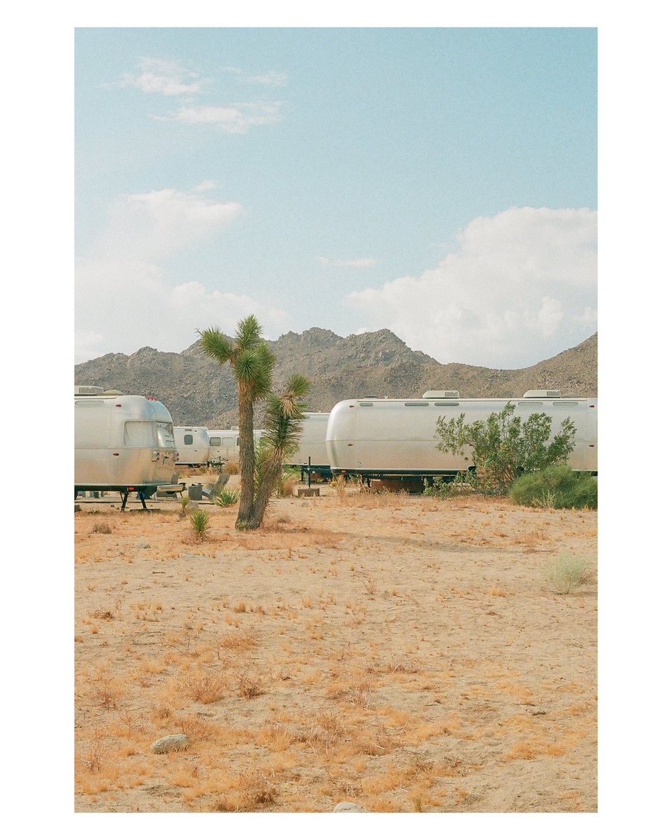 EdgewoodEdition's tweet photo. High Desert hangs with @theautocamp #35mm #kodak https://t.co/zNa3xPHZkj