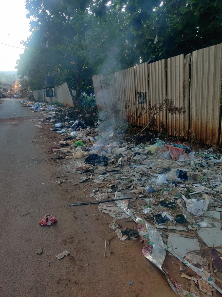 aijazmy's tweet photo. Garbage management in Hulimangala gram panchayat

#HulimangalaForCMC
#GarbageFreeHulimangala
#SwatchBharat
#BrandBengaluru

Please help
@CMofKarnataka @siddaramaiah @DKShivakumar @DKSureshINC 
@INCKarnataka @ZP_BenglruUrban @ZillaUrban @CommrPR @karnatakakspcb
@swachhbharat https://t.co/OmyEcXeE57