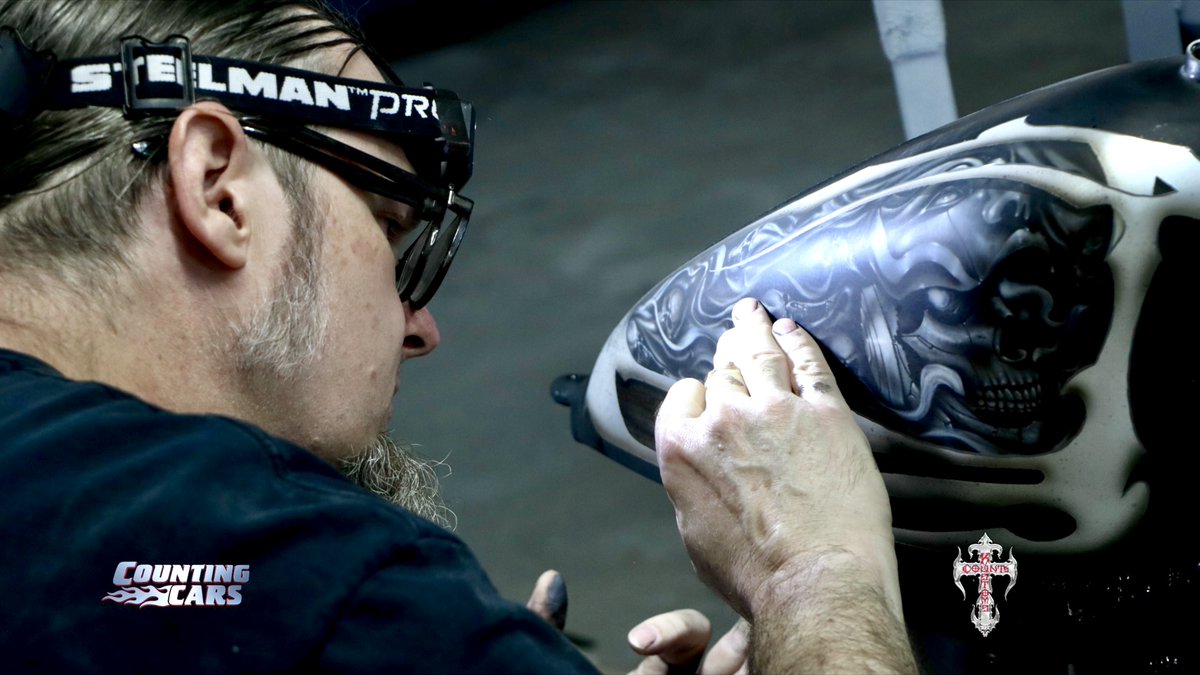 CountsKustoms's tweet photo. Time to tease a new chopper build fresh out of the Count’s Kustoms shop! This sweet ride was recently overseen by @ryanatcounts and @shannonhaikau! Tune in to see the full photo reveal this week!  #history #lasvegas #countskustoms #chopper #paintjob 
Merch: @CountsKustoms_S https://t.co/RuN9GvXjSU