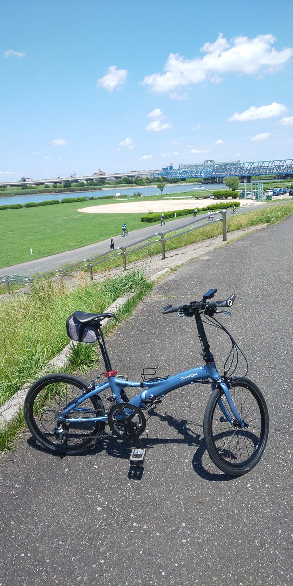 takataka3297's tweet photo. 荒サイをゆるポタ
いいお天気です😃
お昼は荒川ロックゲートそばの #ILIO さんのサルサドックとタマゴサンド
冷たいコーヒーをいただけるのがありがたい😃
メニュー豊富なので、暫くゆるボタのお供に利用させていただきます‼️ https://t.co/dOY9SQywbE