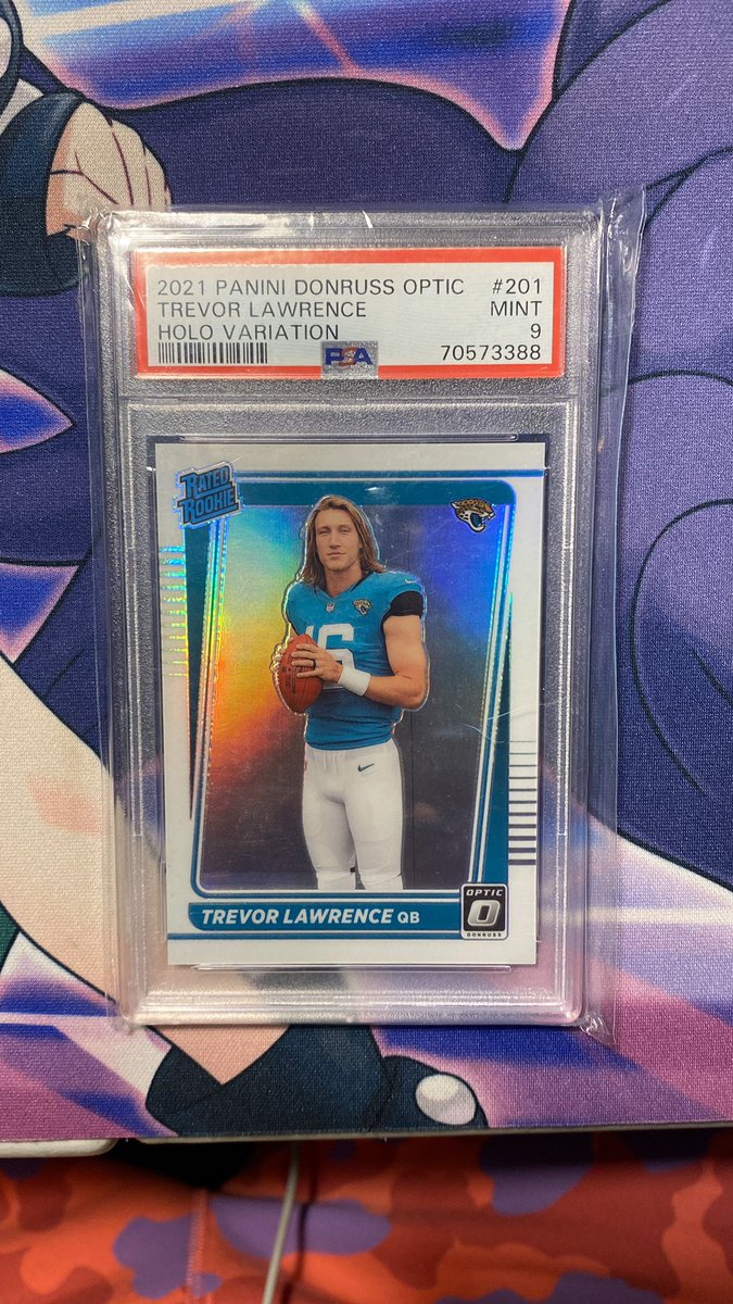 Trevor Lawrence Holo variation psa 9 
$65 shipped! 

@CardboardEchoes @sports_sell @SportsSell3 @24_7SportsCards @Hobby_Connect @HobbyRetweet_ @HobbyConnector @TheHobby247 https://t.co/3I1GRhgCuf