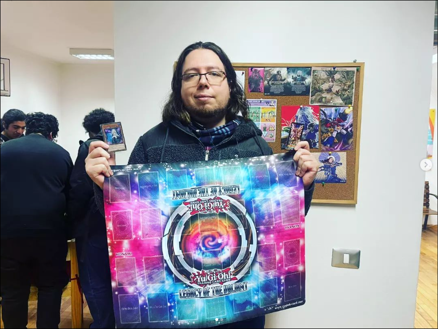 Me gané una playmat doble <3