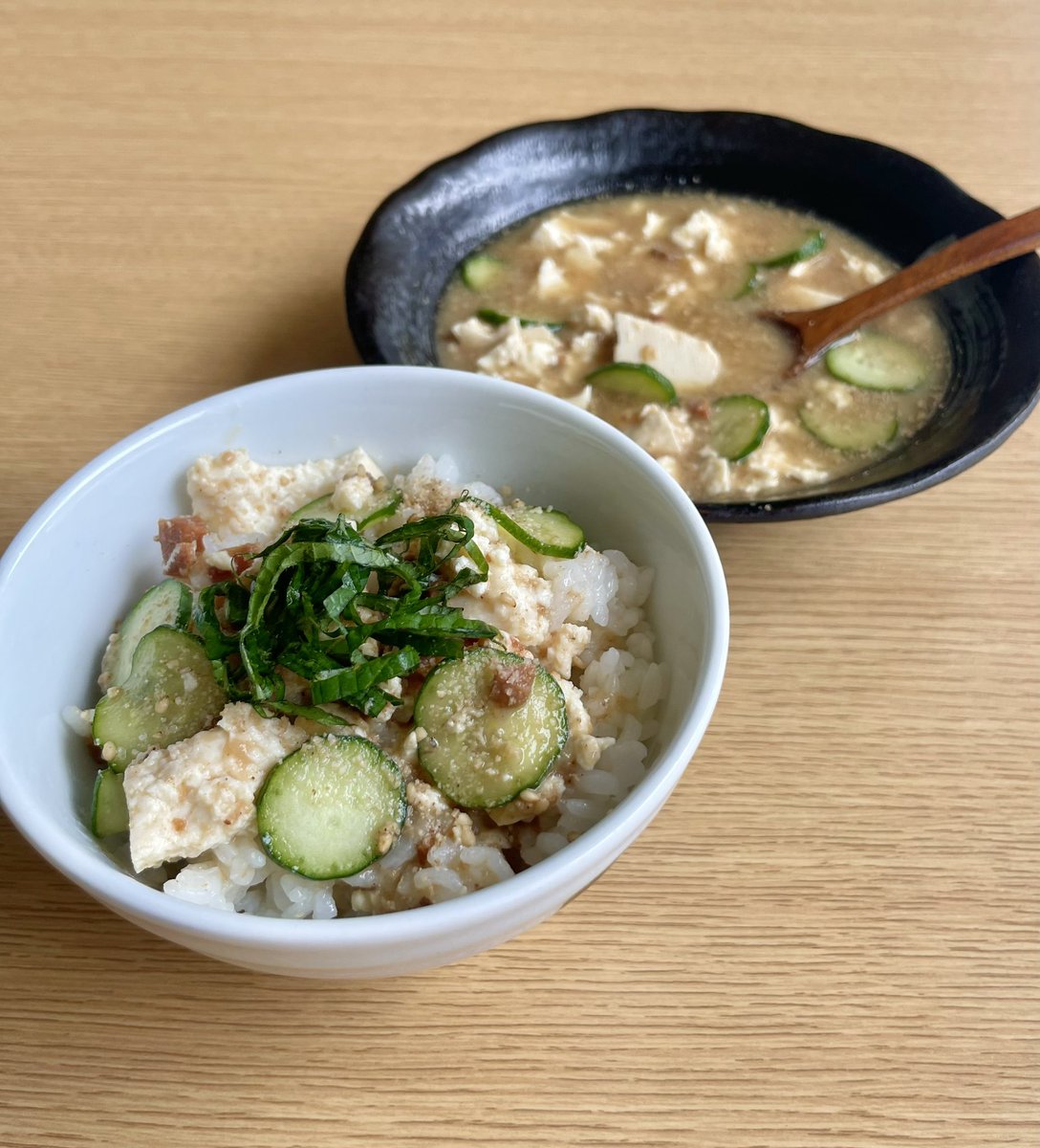 mizuki_tokita's tweet photo. 宮崎の郷土料理、冷や汁を作りました🥒
母の地元が宮崎なので馴染みがあるんです。

今日みたいな暑い日にぴったりで、サラサラ食べられるのでおすすめ☺️🎐 https://t.co/SabWu3I7Pr