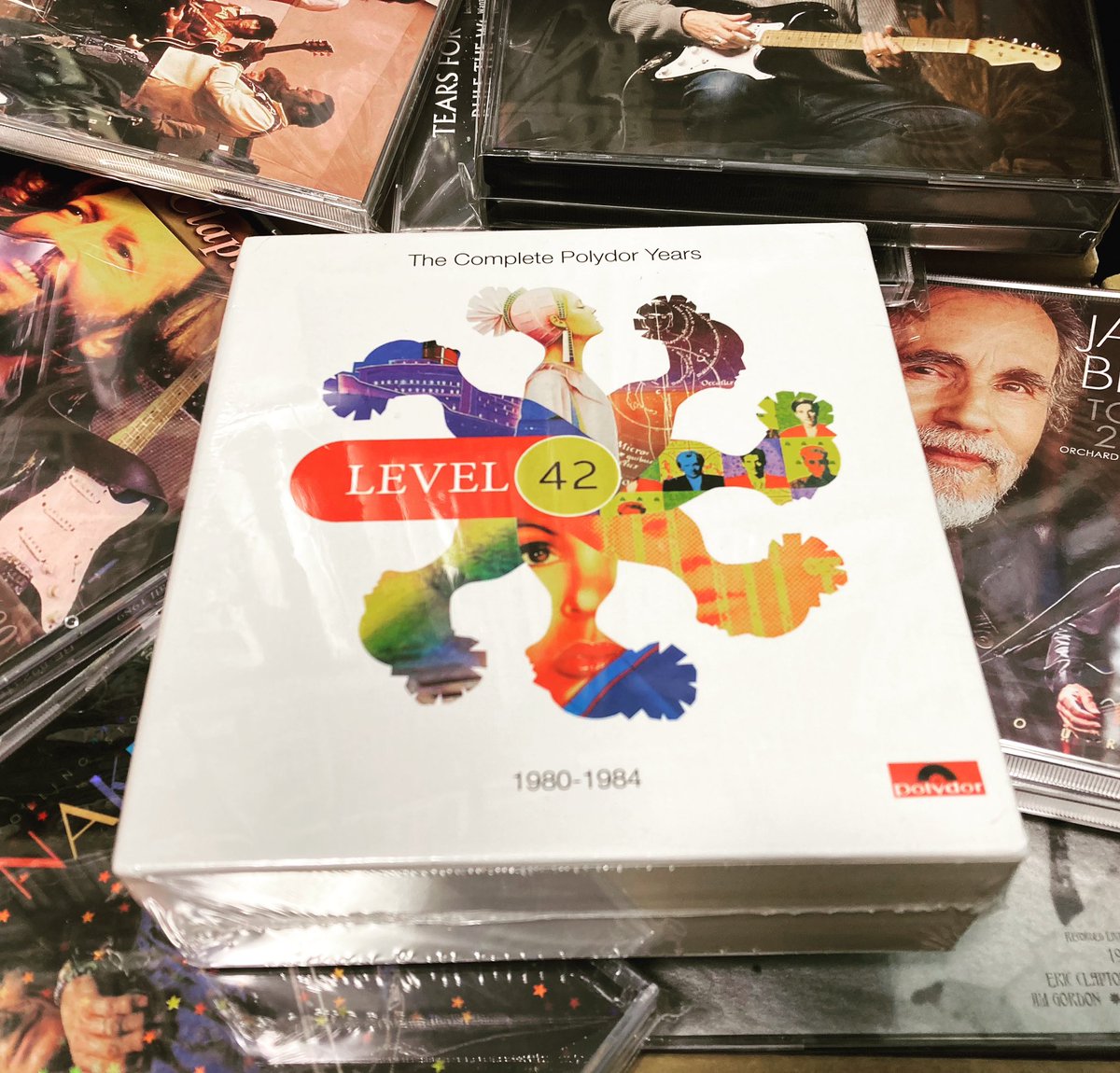 tomori_38's tweet image. Level 42 / The Complete Polydor Years 1980-1984 (10CD Box) #level42 #markking #statusgraphite