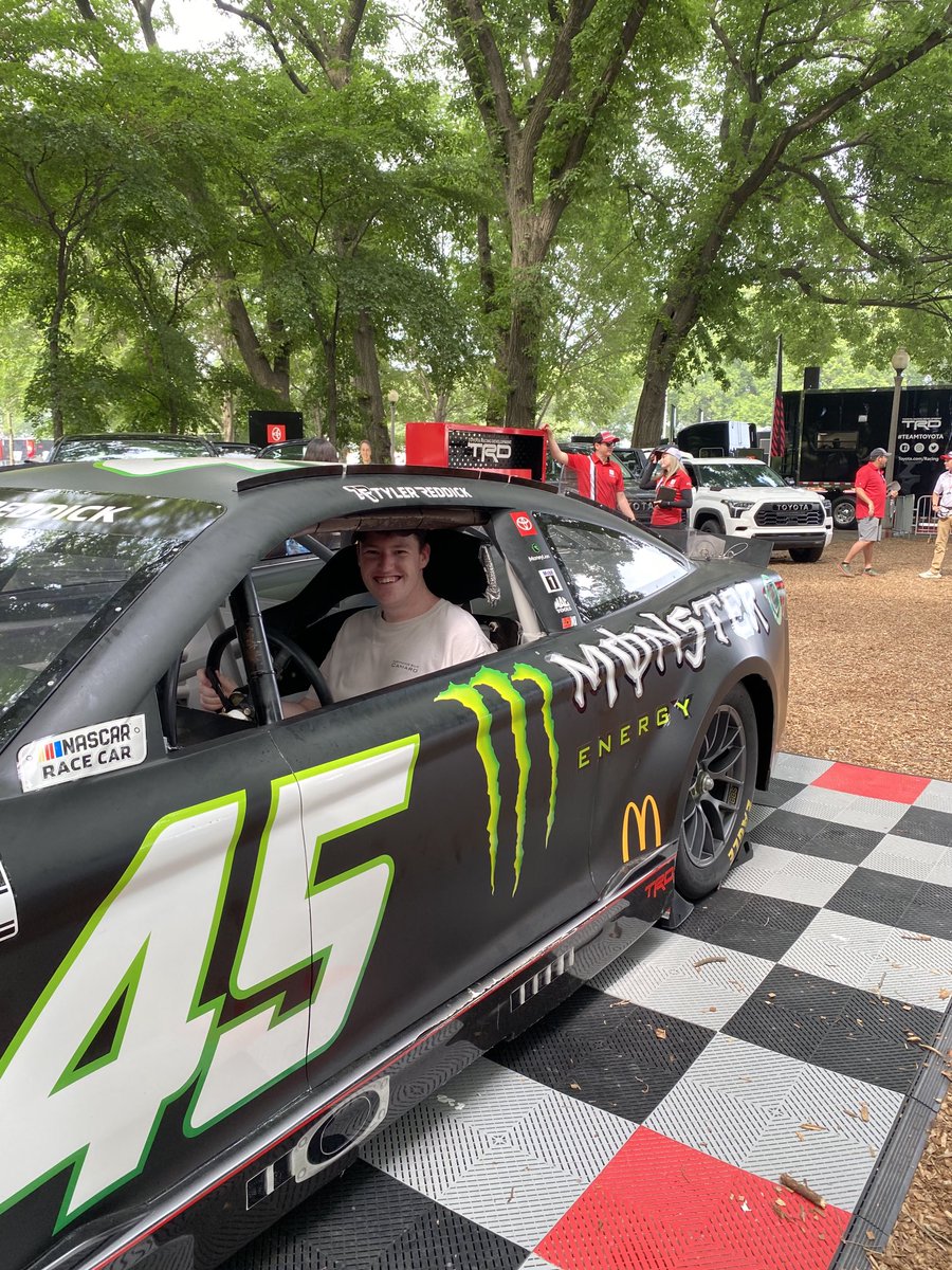 ZacharyYack's tweet photo. Unfortunately the NASCAR Xfinity race got posted due to weather today, but thankfully there is always tomorrow. Hopefully the rain stays away 🤞 https://t.co/9Uw83O2xe9