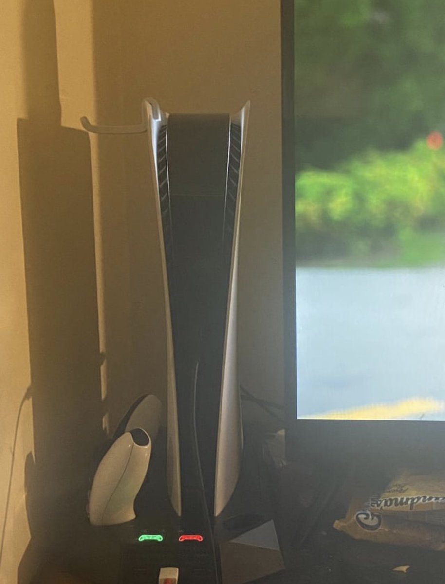 saucymethod's tweet photo. Ps5 for sale ‼️$380 hmu , free shipping ‼️ #ps5 #forsale #gaming #parts #gamestop #gamesworkshop #playstation #buyer #JOHNPAULONASE #elon_musk #NewYork #Florida #Virginia #Baltimore https://t.co/N4cdLEakIe
