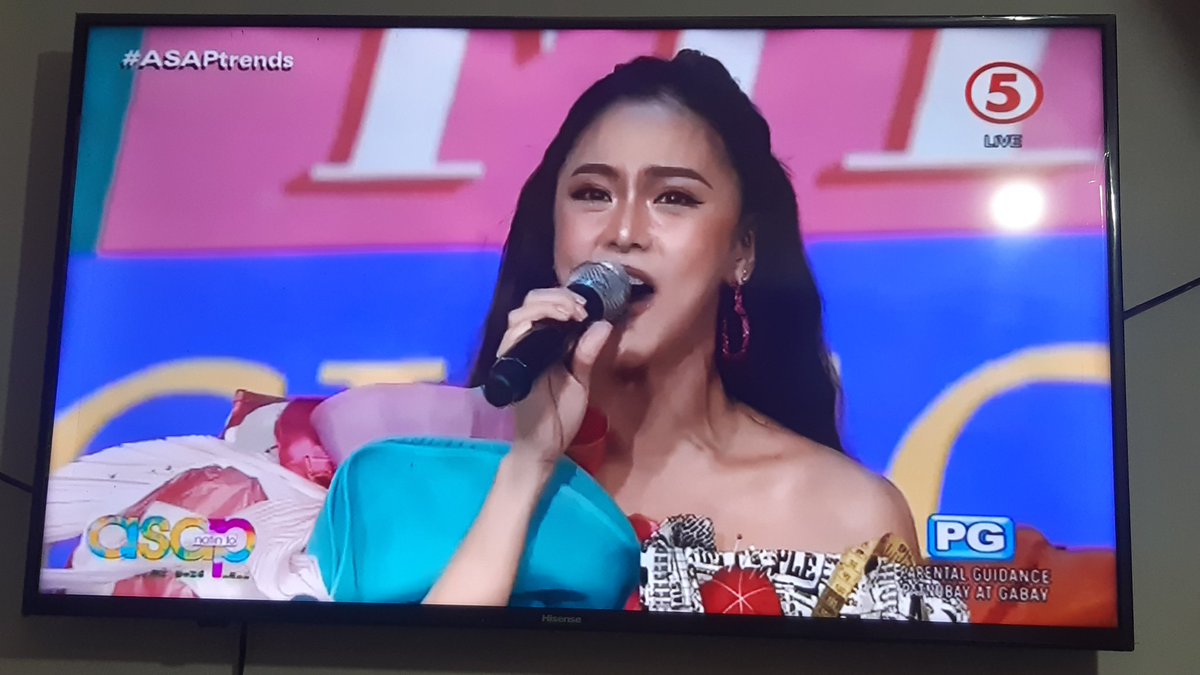 Chinitachinito4's tweet photo. Multimedia Idol, Kim Chiu @prinsesachinita
is Melanie Dela Cruz as your #UKAYQUEEN π
FIT CHECK: The Confessions of an Ukay Queen πβ¨ This coming July 6 on Prime Video! π
#FitCheckOnPrime
#KimChiu
#FitCheck
@DreamscapePH x @primevideoph https://t.co/o0mgaf4Ljk