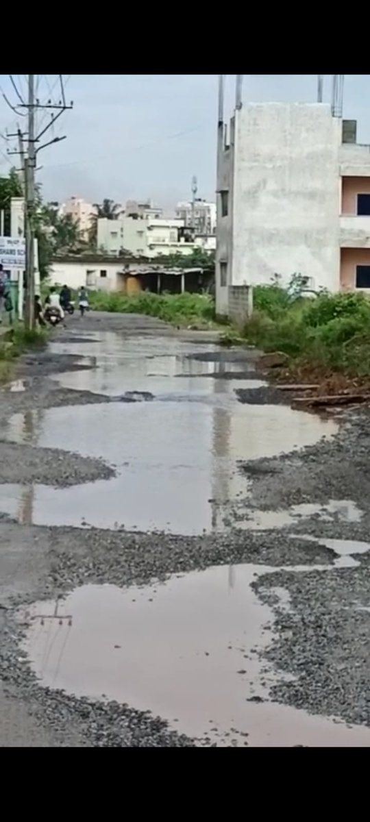 IbnulMuttaquee's tweet photo. #VRLaneRoad, 
#Samsidhroad, #HulimangalaForCMC We need good roads, drainage system, street lights
@CMofKarnataka 
@DKShivakumar
@ELCITA_IN
@INCKarnataka
@ZP_BenglruUrban
@ZillaUrban
@CommrPR
@PMOIndia 
@narendramodi
@CMofKarnataka
@DKShivakumar
@ELCITA_IN
@DKSureshINC https://t.co/VaRPYqwmR0