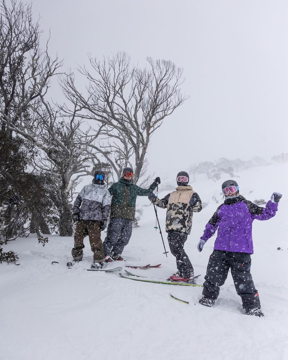 InTheSnow Magazine tweet media