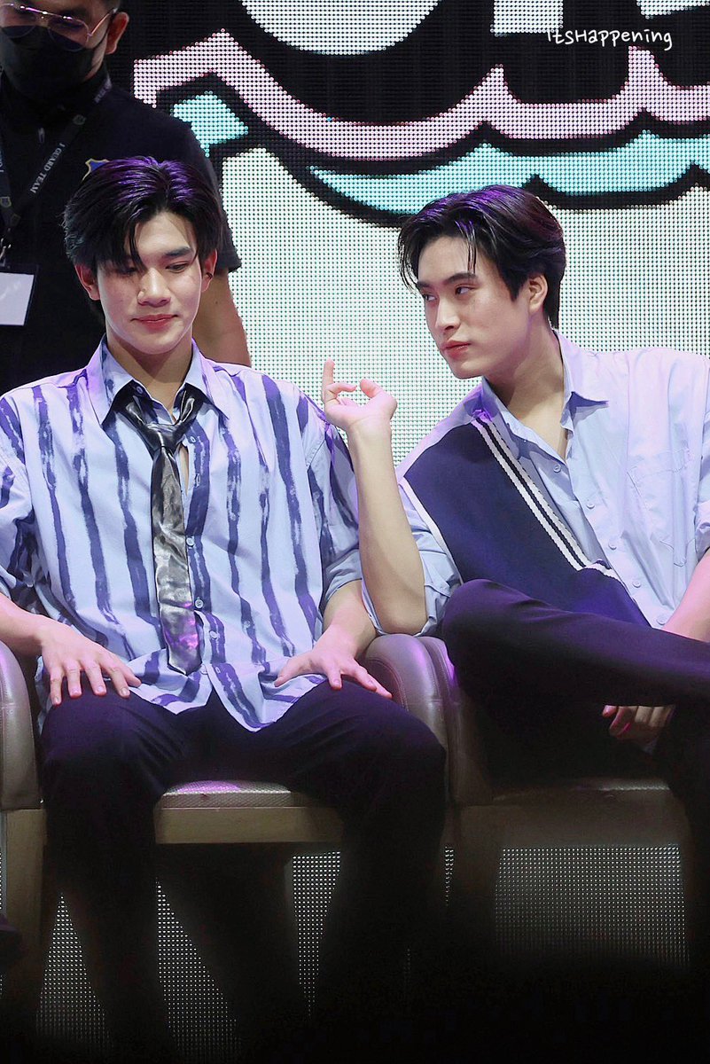 ItsHappeningg's tweet photo. พบคนวอแวน้องหนักมาก 
มันยังไงสิ้ 😂💕🤏🏻

#geminifourth #เจมิไนน์โฟร์ท
#MSP1stFMinSG https://t.co/omaJ6bfJPl