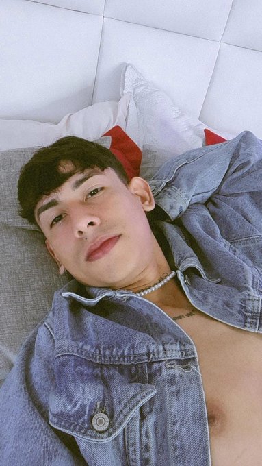 You love Me? Come, I'm online &hearts;  https://t.co/MGo4zSjf7p  @stripchat @Stripchat_my @Stripchat_VR #stripchat<a class="tags" href="/tag/stripchat">@stripchat</a><a href="/tag/gay"class="tags"><span>#gay</span></a><a href="/tag/rt"class="tags"><span>#rt</span></a><a href="/tag/hornyguys"class="tags"><span>#hornyguys</span></a><a href="/tag/stripchat"class="tags"><span>#stripchat</span></a><a href="/tag/nsfwtwt"class="tags"><span>#nsfwtwt</span></a><a href="/tag/boyslove"class="tags"><span>#boyslove</span></a>