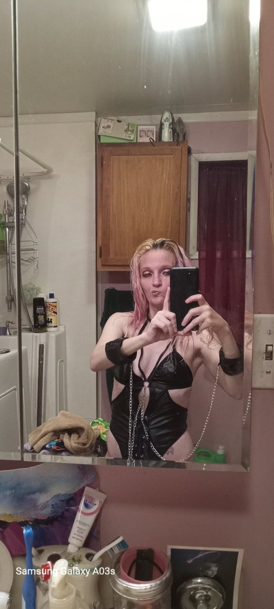 KelsieFester's tweet photo. NEW THREAD ALER‼️ 
SINFUL SUNDAY SHOW US HOW YOU SIN
MUST FOLLOW MYSELF AND MY MODEL @Sassyclassyand1 
Follow me ❤️ and rt https://t.co/8JyYdPuo1u