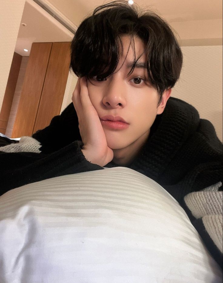 ⸙͎ 𖥦 #remake

Hi I'm yukey, looking for filo/eng #moots !

𓄲 he/them, filo, 07
𓄲 not new to #stantwt &amp; #kpoptwt
𓄲 enhypen, twice, blackpink, aespa, etc.
𓄲 any fandoms are welcome ! ⊹
𓄲 i fb ! ᥫ᭡

♡ / ↻ are very much appreciated ! ⭒