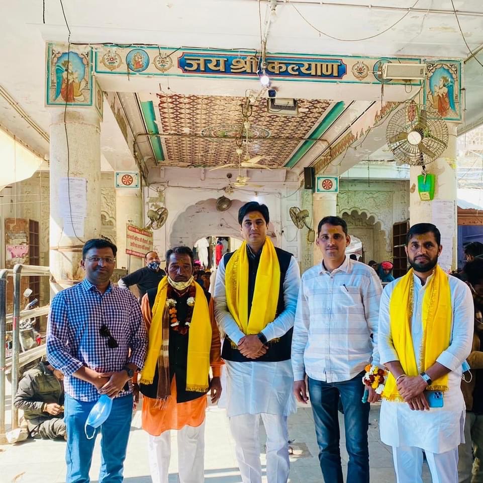 भाई विकास चौधरी को जन्मदिन की हार्दिक बधाई एवं शुभकामनाएँ 🎂🌹…
आपके उत्तम स्वास्थ्य एवं दीर्घायु की कामना करता हूँ।
⁦@DrVikasBJP⁩