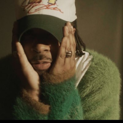 Swäm 🦌 tweet media