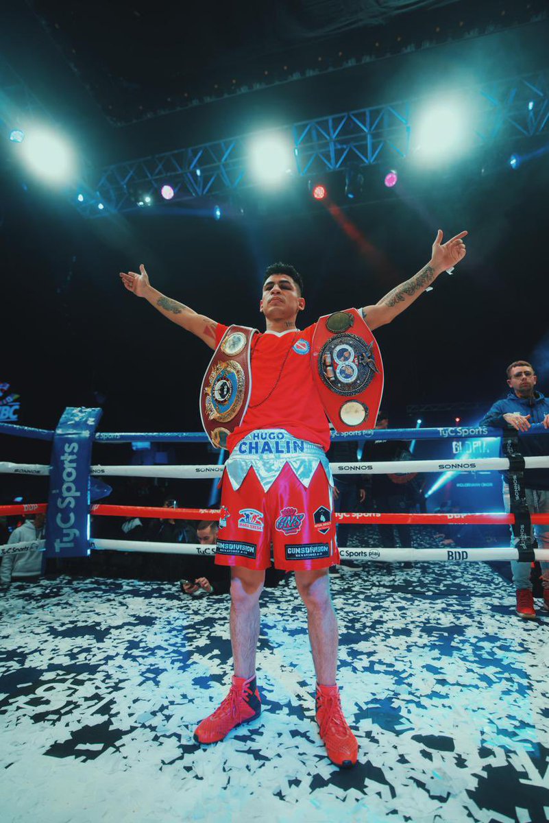 orpromotionsok's tweet photo. #GLORIAYHONOR 4 | ESTADIO LUNA PARK
🏆GANADOR IMPACTO MELIÁN
🏟️Estadio Luna Park
📺 TyCSport & TyCSportPlay | EN VIVO
#orpromotions #boxeo #argentina https://t.co/Zo9bsqCbXK