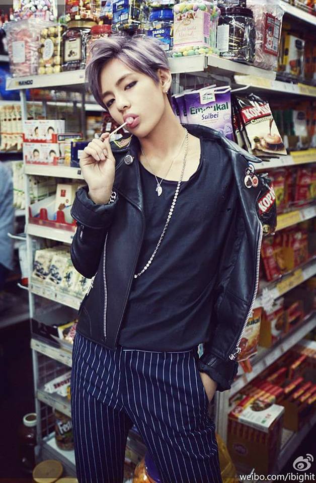lakegarnet's tweet photo. @BTS_Noona_ARMY it was an era... https://t.co/ztT75xz9Fi