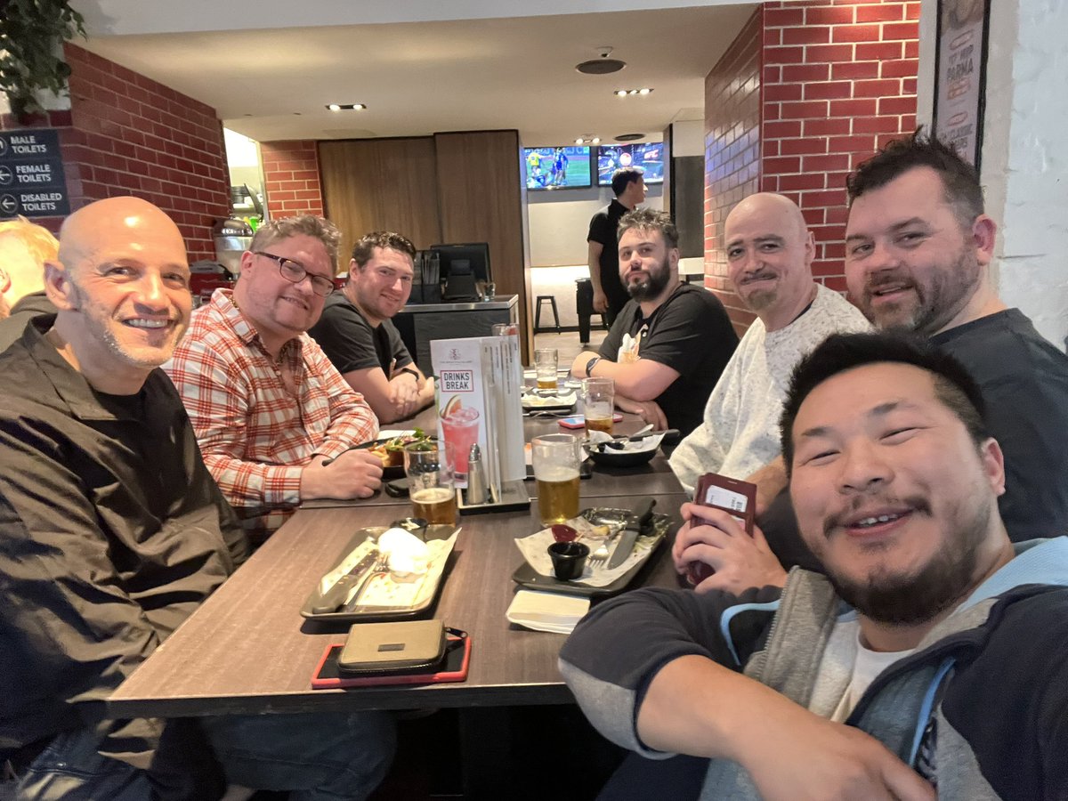 VicBears tweet media