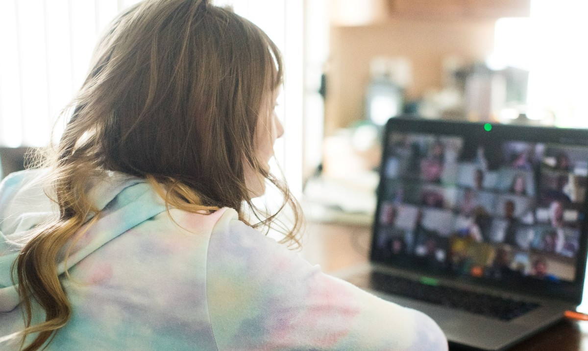 Are you a parent or carer looking after a bereaved child or young person? We're offering 1-hour sessions on the last Mon of every month to provide information to help you support a child or young person when someone important to them has died.  

For info: ow.ly/Xwsw50OUTjy
