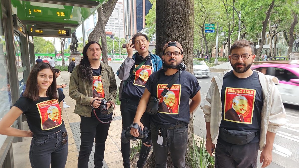 SoyCriSzis's tweet image. Orgullo Chair⭐

#AMLOFest