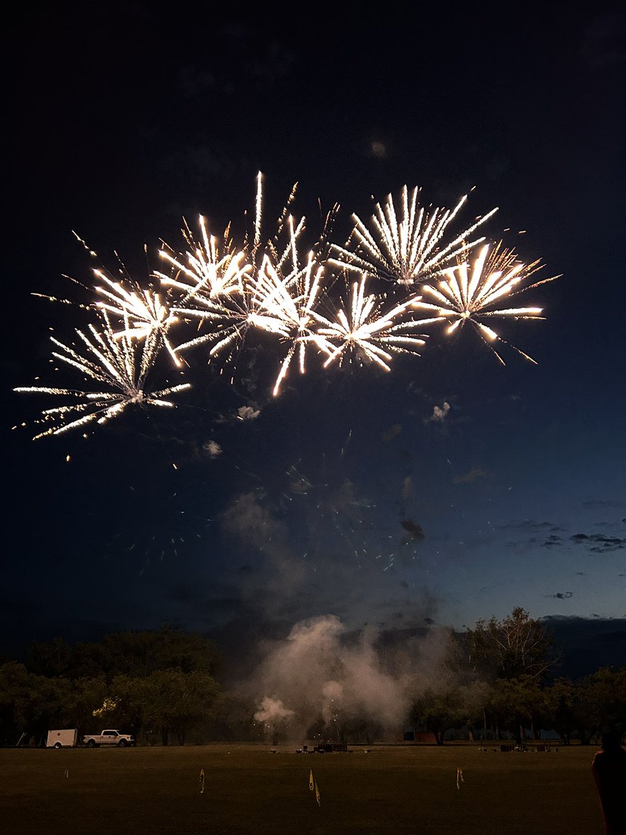 danbushman's tweet photo. Fireworks at Last Mountain Lake Regional Park July 1, 2023. https://t.co/JyVC1rLrIs