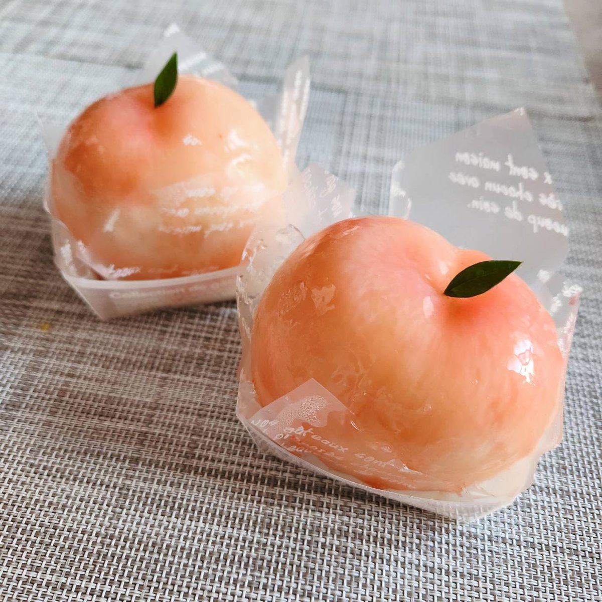 sora080509's tweet photo. 桃タルト買いに行ったらなくてモモコ買ってきました🍑
最近浮上してなくてごめんなさい🙏
期末テストが終わって結果が返ってきました〜
数学だけ平均点より下でした🥺
他はいつもより上がってたので良きですd(˙꒳​˙* )
夏休み明けすぐに実力テストあるのでまた勉強頑張ります😭 https://t.co/AZZC2i1SJk