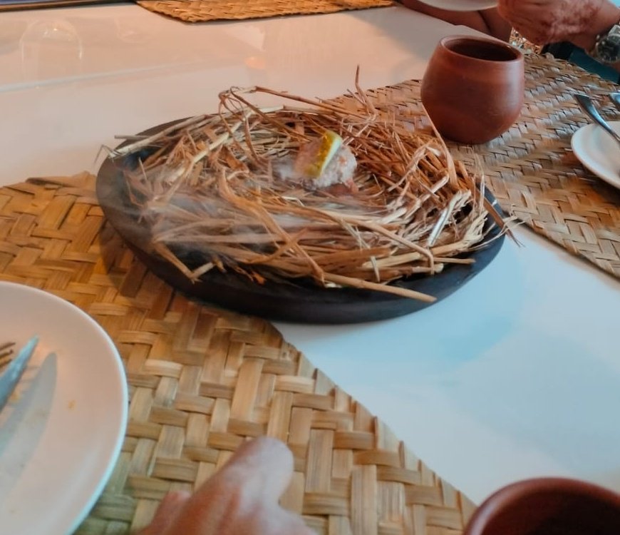 sameeracan's tweet photo. Made the mistake of taking mom to a contemporary dining restaurant.

The food took her through an emotional rollercoaster.

Starting with surprise, shock, amusement before she broke into laughter and eventually anger on the way back. 

"You only want to waste money" 👀 https://t.co/MbjIpGt0lq
