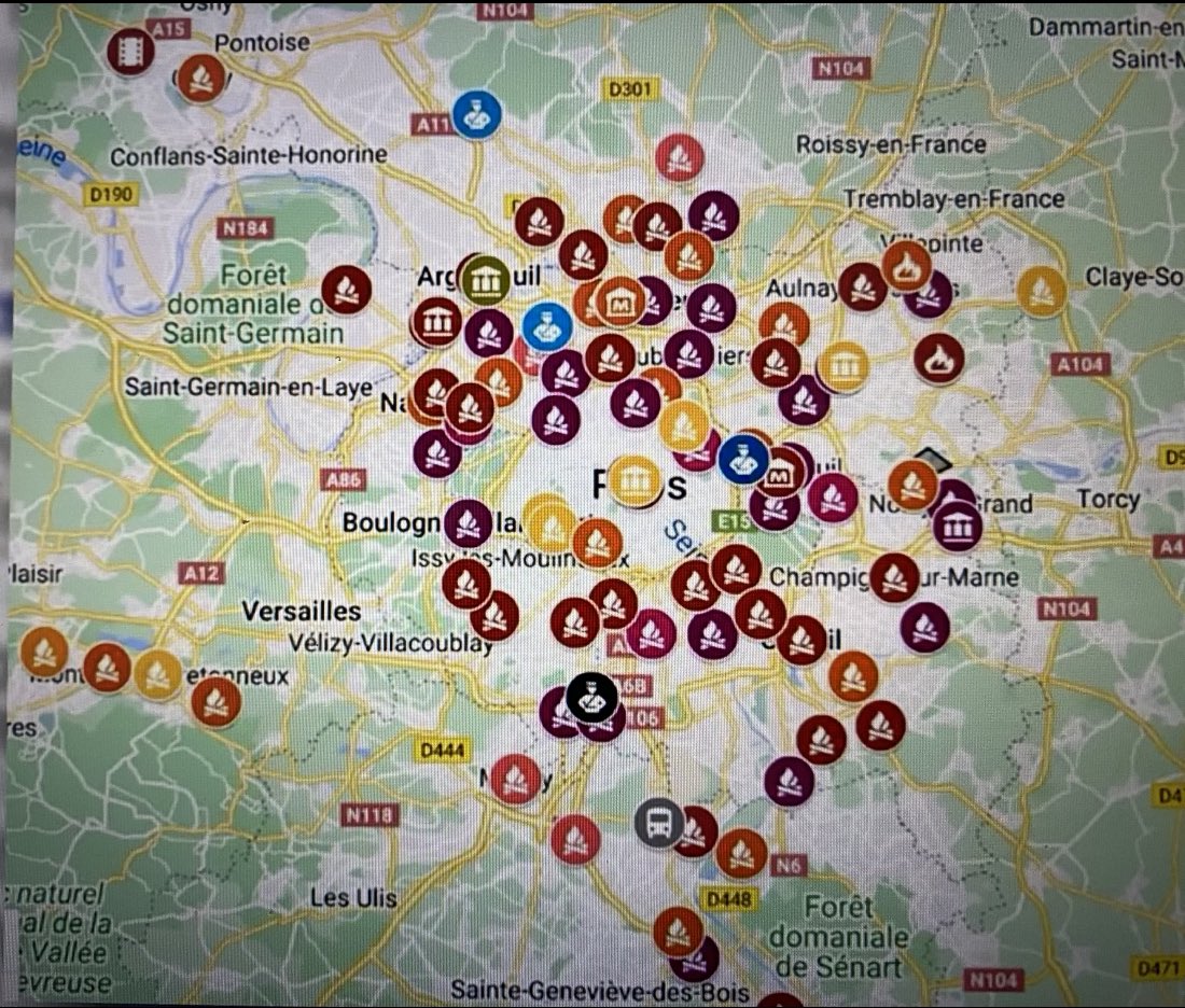 ilay_aksoy's tweet photo. Fransa’da şu an eylemlerin olduğu yerlerden bazı örnekler - 

Mulhouse -%25 Afrika/Arap kökenli 
Starsbourg - %16 Afrika/Arap kökenli
Saint Étienne -%22 Afrika/Arap kökenli
Nice - %20 Afrika/Arap kökenli
Marseille - %21 Afrika/Arap kökenli
Paris merkez -%10
Paris’in periferik mahallerinde - %15 Afrika/Arap kökenli

➡️Fransa kontrolü göç almasına rağmen yaklaşık 70 yıl içinde bu oranlara ulaşmıştır.

➡️Türkiye ise 2021 yılında İçişleri Bakanlığı tarafından Suriyelilerin nüfusu yerel halkın %25’ini aşması nedeniyle TAM 1,200 mahalle yabancıların ikametine kapattı.

➡️Fransa bu oranlara 70 yıl içerisinde ulaşırken, Türkiye bu oranlara sadece 8 yıl içinde ulaştı.

➡️AKP’nin göç stratejisi Türkiye’yi büyük bir felakete sürüklemekle. 

➡️Eğer şimdi vazgeçilmez ise geri dönüşü nerdeyse imkansız olan durum ile karşı karşıyayız.

➡️Tüm siyasi partiler acilen göç birimleri kurmalı ve ortak komisyonlarda derhal çalışmaya başlamalıdır.

➡️Hiç bir koltuk, egemenliğimizden ve vatanımızdan daha kıymetli değildir.