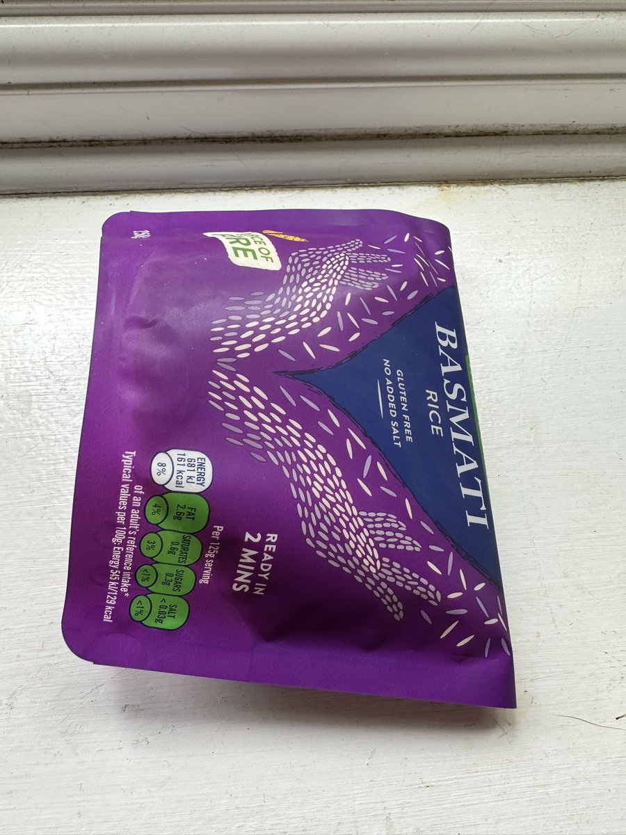 Lauren Straker tweet media