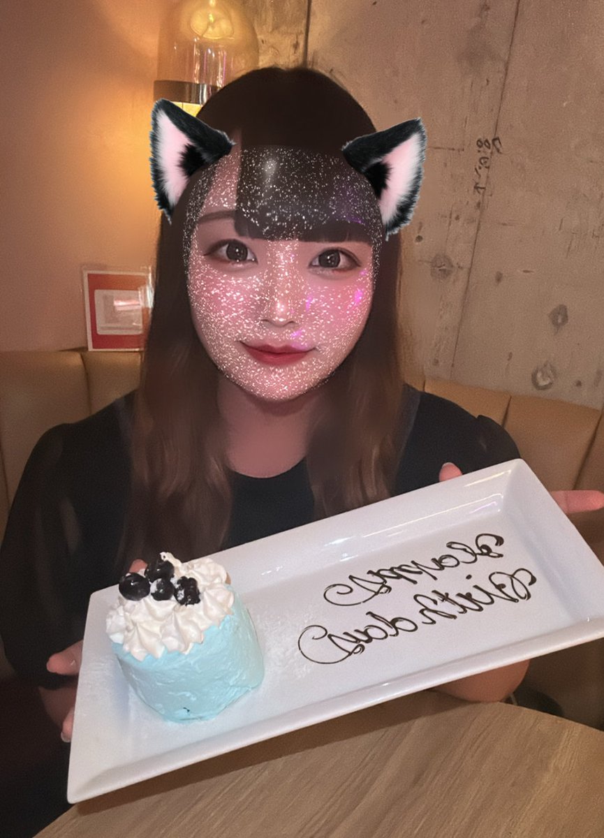 runa_chaan's tweet photo. お久しぶり〜✌🏻
6.27で20歳になりました🥲👍🏻
ガキンチョだったのにもうお酒飲める年齢だって^^ https://t.co/3A4Xvx1aiz