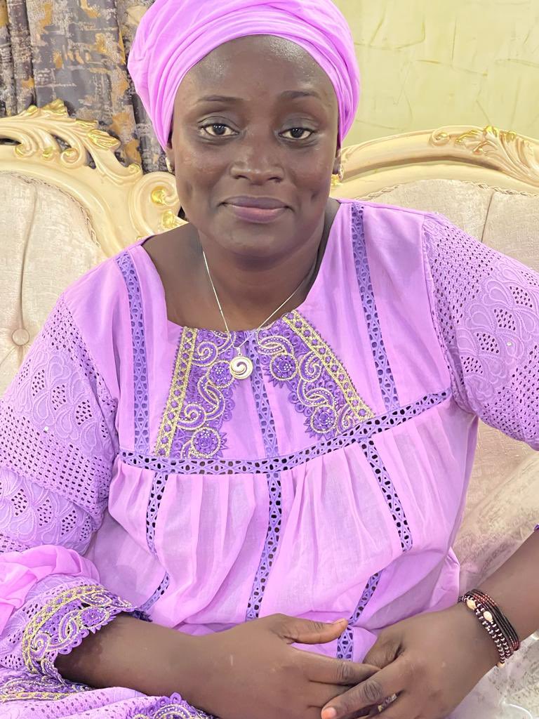 Félicitations à Dr Mariam Maïga juriste en droit de la santé, enseignante chercheure et vice présidente du Réseau des femmes universitaires #refuema. Une tête bien pleine au service des #femmes #enfants #Mali <a href="/Poulodebo/">Mariam Diallo</a> <a href="/AissataABocoum1/">Aissata A Bocoum</a>